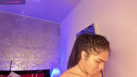Snapshot of _vennuss_ chatting on 22, 2, 2025 Venus online show from 22, 2, 2025