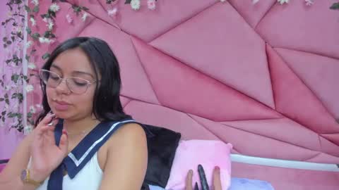 _violeta18_ online show from 12, 10, 2025