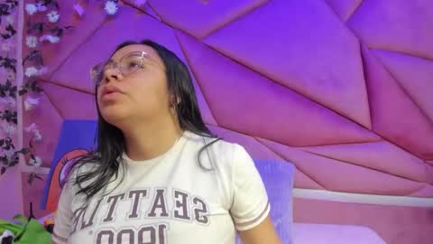 _violeta18_ online show from 27, 11, 2025