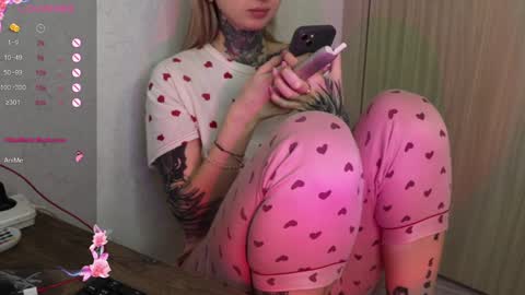 Snapshot of _viv1an_ chatting on 22, 1, 2025 Alis online show from 22, 1, 2025