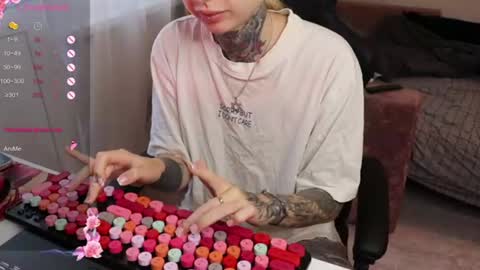 Snapshot of _viv1an_ chatting on 10, 7, 2026 Alis online show from 10, 7, 2026