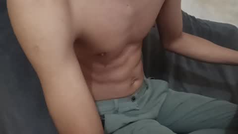 Snapshot of _vov_ chatting on 21, 10, 2025 _vov_ online show from 21, 10, 2025