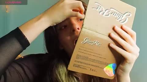 _yourcherrybomb online show from 28, 2, 2025