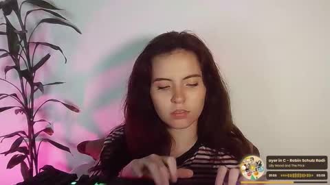 _yourcherrybomb online show from 2, 12, 2025