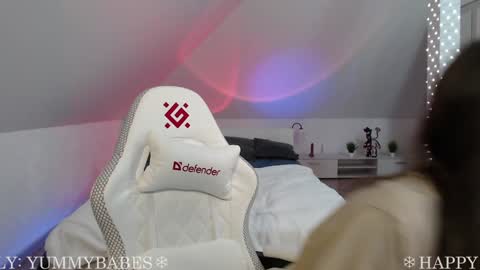 Snapshot of _yummybabes_ chatting on 23, 1, 2025 Nicole Thomas Dave online show from 23, 1, 2025
