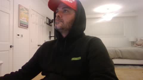 Snapshot of _zeus____ chatting on 12, 1, 2025 Zeus online show from 12, 1, 2025