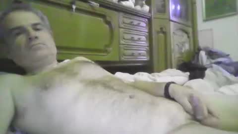 Snapshot of a203530 chatting on 24, 11, 2025 a203530 online show from 24, 11, 2025