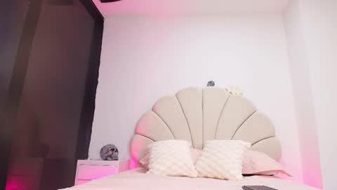 Aisha online show from 28, 10, 2025