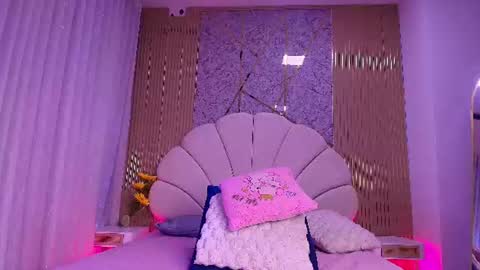 Snapshot of a_aisha chatting on 4, 8, 2026 Aisha online show from 4, 8, 2026