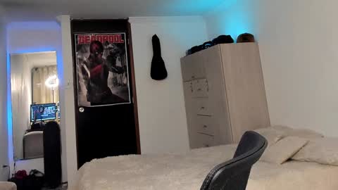 Snapshot of a_lejandro_08 chatting on 21, 12, 2024 alejo online show from 21, 12, 2024