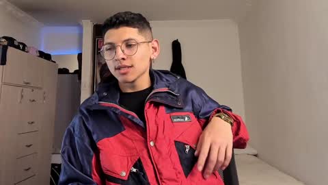 Snapshot of a_lejandro_08 chatting on 21, 1, 2025 alejo online show from 21, 1, 2025