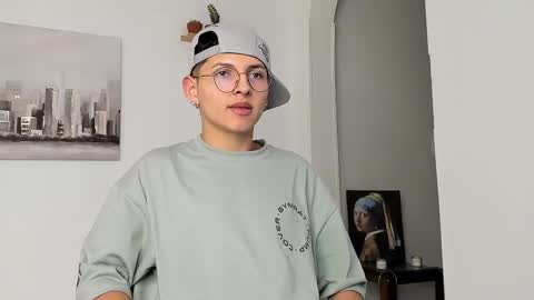 Snapshot of a_lejandro_08 chatting on 7, 3, 2025 alejo online show from 7, 3, 2025