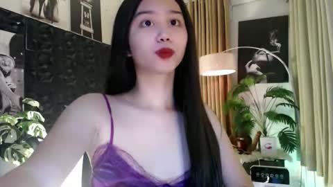 Snapshot of a_r_i_a_n_n_a chatting on 5, 12, 2025 Lovely Yana online show from 5, 12, 2025