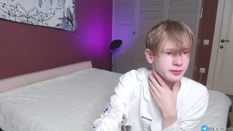 Kris Michael online show from 12, 9, 2025