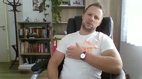 Snapshot of aaaandzzz chatting on 15, 1, 2025 Long distance cumshot online show from 15, 1, 2025