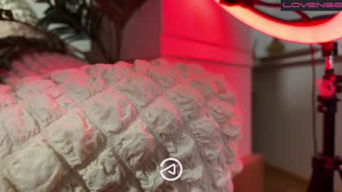 Snapshot of aaalenska chatting on 16, 12, 2024 call me a Goddess online show from 16, 12, 2024