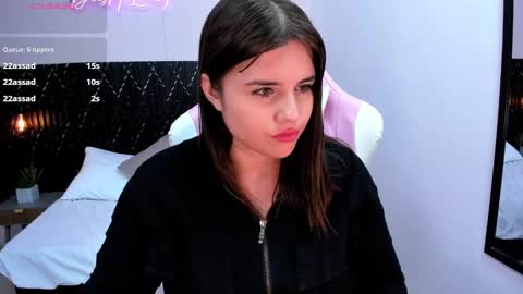 Abby Lee  online show from 22, 2, 2025