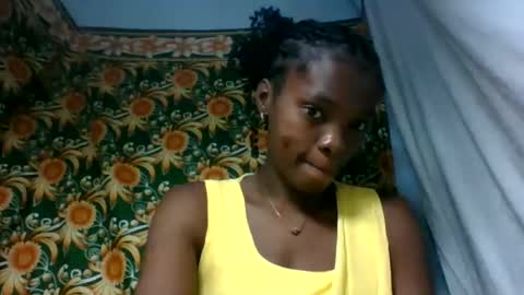 Snapshot of aadienne chatting on 14, 6, 2026 aadienne online show from 14, 6, 2026