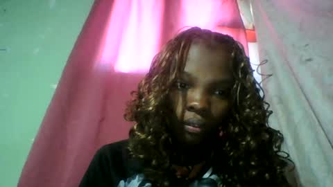 Snapshot of aadienne chatting on 30, 6, 2026 aadienne online show from 30, 6, 2026