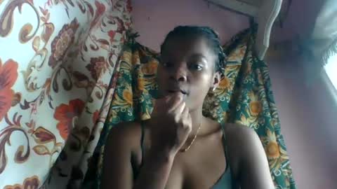 Snapshot of aadienne chatting on 4, 7, 2026 aadienne online show from 4, 7, 2026