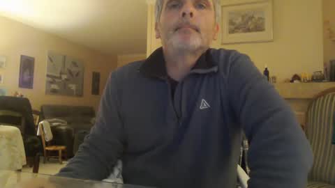 Snapshot of aalex1717 chatting on 9, 2, 2025 Aalex1717 online show from 9, 2, 2025