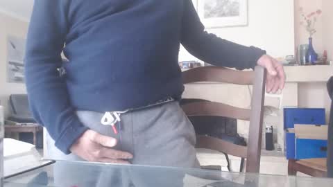 Snapshot of aalex1717 chatting on 9, 10, 2025 Aalex1717 online show from 9, 10, 2025