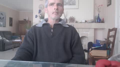 Snapshot of aalex1717 chatting on 7, 11, 2025 Aalex1717 online show from 7, 11, 2025