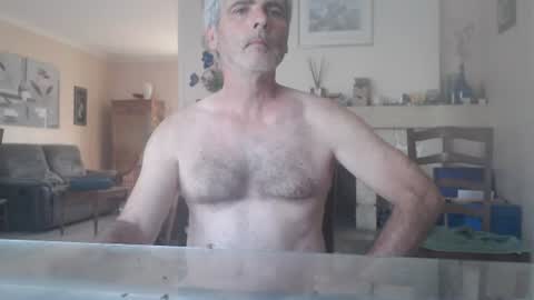 Snapshot of aalex1717 chatting on 19, 6, 2026 Aalex1717 online show from 19, 6, 2026