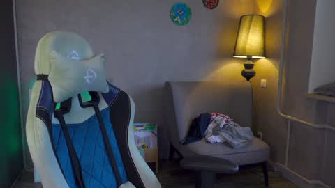 Alex online show from 6, 2, 2025