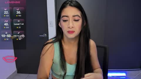 Snapshot of aandreamartinez1 chatting on 10, 10, 2025 andrea online show from 10, 10, 2025