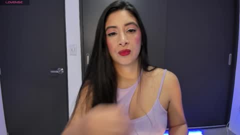 Snapshot of aandreamartinez1 chatting on 22, 10, 2025 andrea online show from 22, 10, 2025