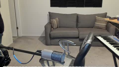 Snapshot of aaroleplayer chatting on 1, 1, 2025 Aaron online show from 1, 1, 2025