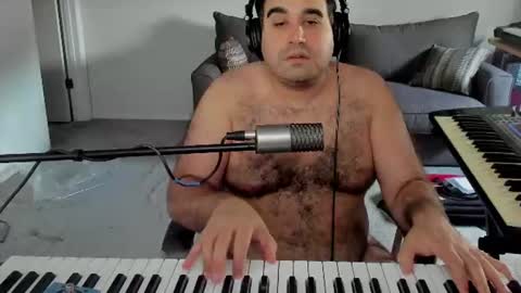 Aaron online show from 11, 7, 2026