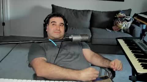 Aaron online show from 23, 7, 2026