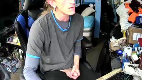 Snapshot of aaron111dub chatting on 17, 6, 2026 NorCalLongSlong online show from 17, 6, 2026