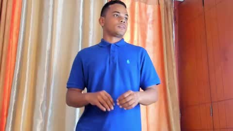 aaron_9827 online show from 27, 1, 2025