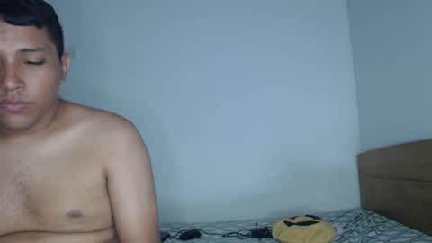 Snapshot of aaron_and_ann chatting on 15, 2, 2025 Aaron y Ann online show from 15, 2, 2025