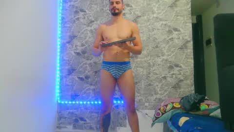 Aaron kwok online show from 19, 12, 2024