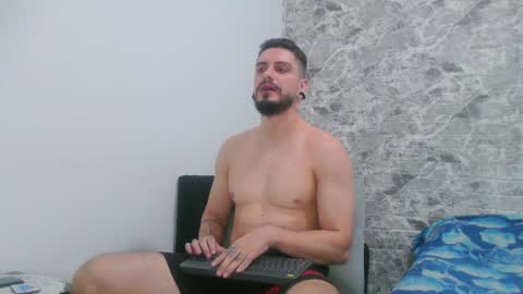 Aaron kwok online show from 31, 1, 2025