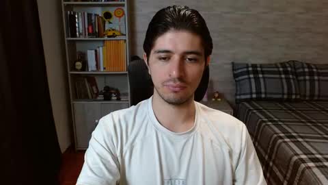 Aaron online show from 26, 3, 2026