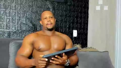 Aaron online show from 26, 9, 2025