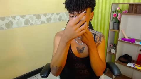 Snapshot of aaronbakers chatting on 10, 1, 2025 im NiallDun online show from 10, 1, 2025