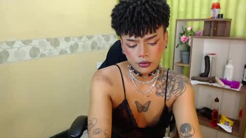 Snapshot of aaronbakers chatting on 21, 2, 2025 im NiallDun online show from 21, 2, 2025