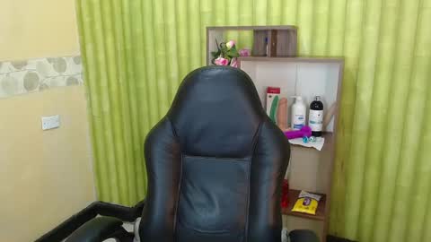 Snapshot of aaronbakers chatting on 9, 3, 2025 im NiallDun online show from 9, 3, 2025