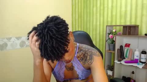 Snapshot of aaronbakers chatting on 11, 3, 2025 im NiallDun online show from 11, 3, 2025