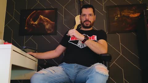 Snapshot of aaronbomer chatting on 7, 2, 2025 Aaron online show from 7, 2, 2025