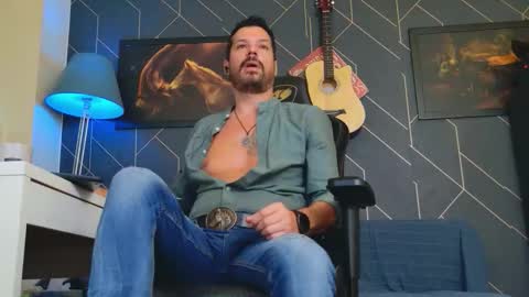 Snapshot of aaronbomer chatting on 23, 9, 2025 Aaron online show from 23, 9, 2025