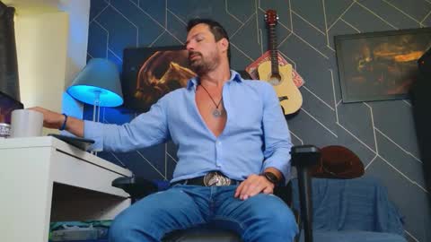 Snapshot of aaronbomer chatting on 27, 9, 2025 Aaron online show from 27, 9, 2025