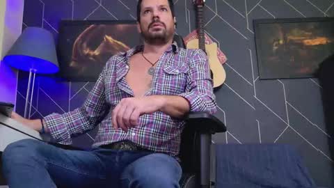 Snapshot of aaronbomer chatting on 24, 11, 2025 Aaron online show from 24, 11, 2025