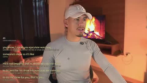 Snapshot of aaronfox_ chatting on 17, 5, 2026 AARON online show from 17, 5, 2026
